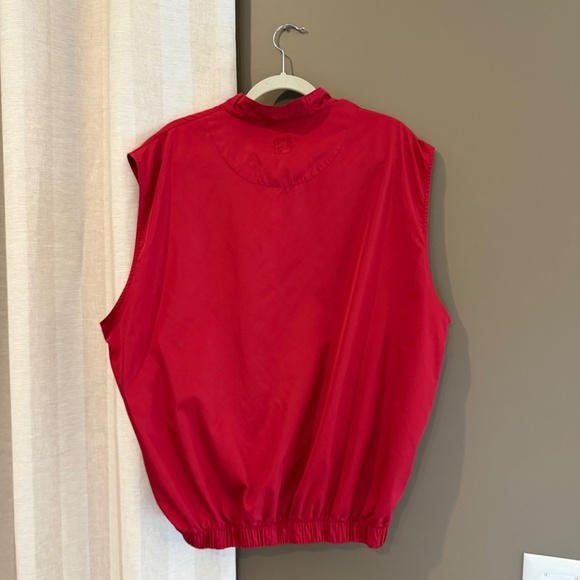 Men's Footjoy Red Windshirt Vest, Size Large - Picture 5 of 11